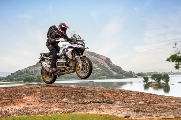 BMW vs Ducati vs Harley vs Triumph - 2000km ADV road trip comparison